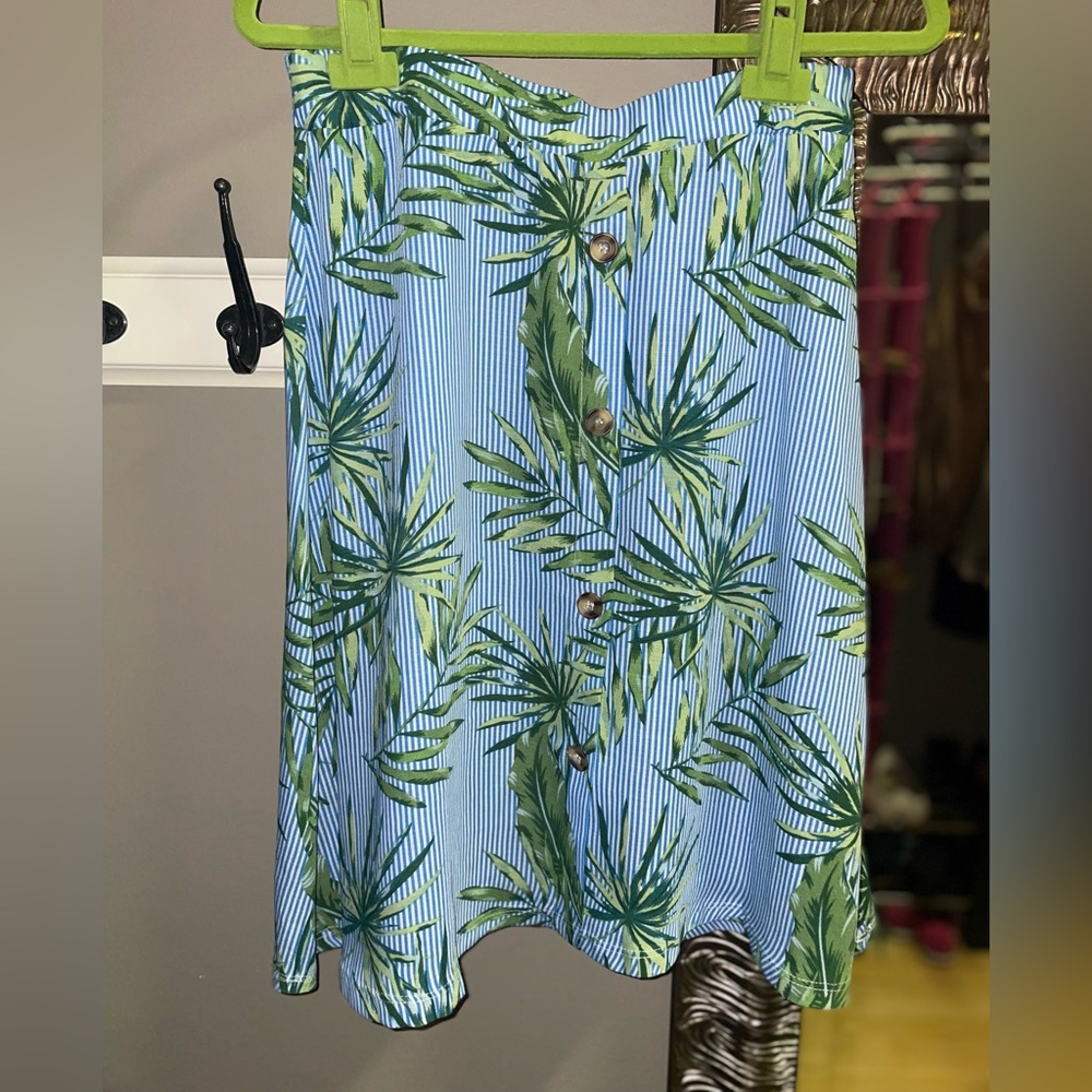 Tropical 🌴flair midi skirt